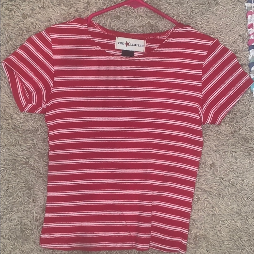 The limited red cropped tee